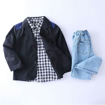 Picture of 3 pieces set with denim jeans