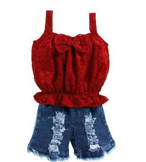 Picture of Beautiful 2 piece set  With short jeans