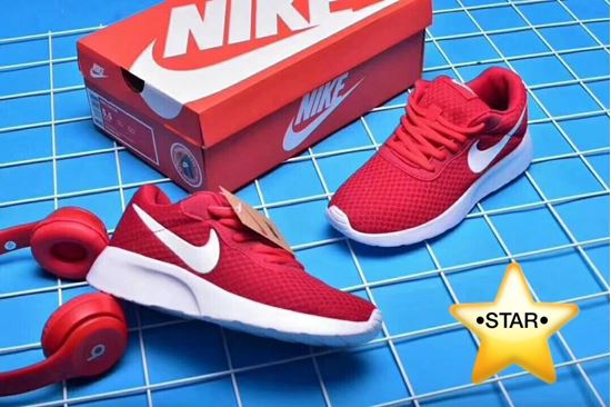 Nike tanjun sale red mens