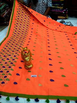 Picture of vihan@ handloom jamdani thread nd zari work orange sari