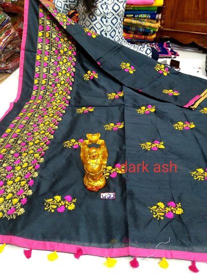 Picture of vihan@ handloom jamdani thread nd zari work dark ash sari