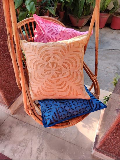 Picture of pure cotton applique work cushion covers