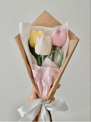 Picture of Handmade Crochet Flower Bouquet (S5)