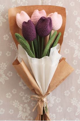 Picture of Handmade Crochet Flower Bouquet (S6)