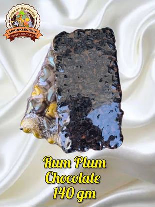 Picture of Rum Plum Chocolate Designer Heart Bar 140 gms