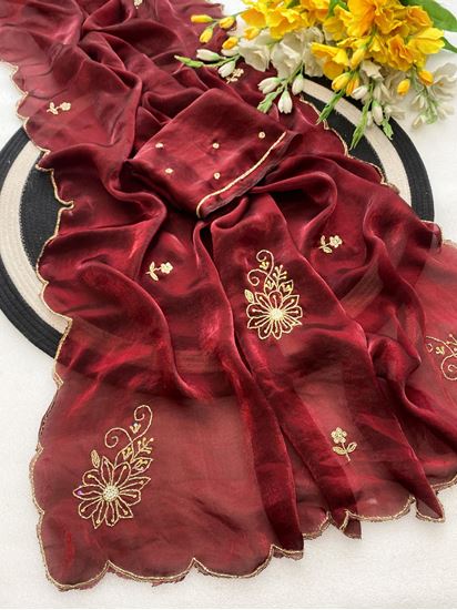 Picture of MAGIC Soft Frendy SILK SAREE WITH DESIGNER KHATLI HANDWORK Butta 